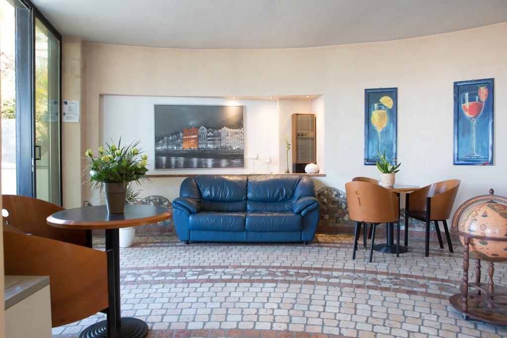 Amba Hotel Rimini Eksteriør bilde