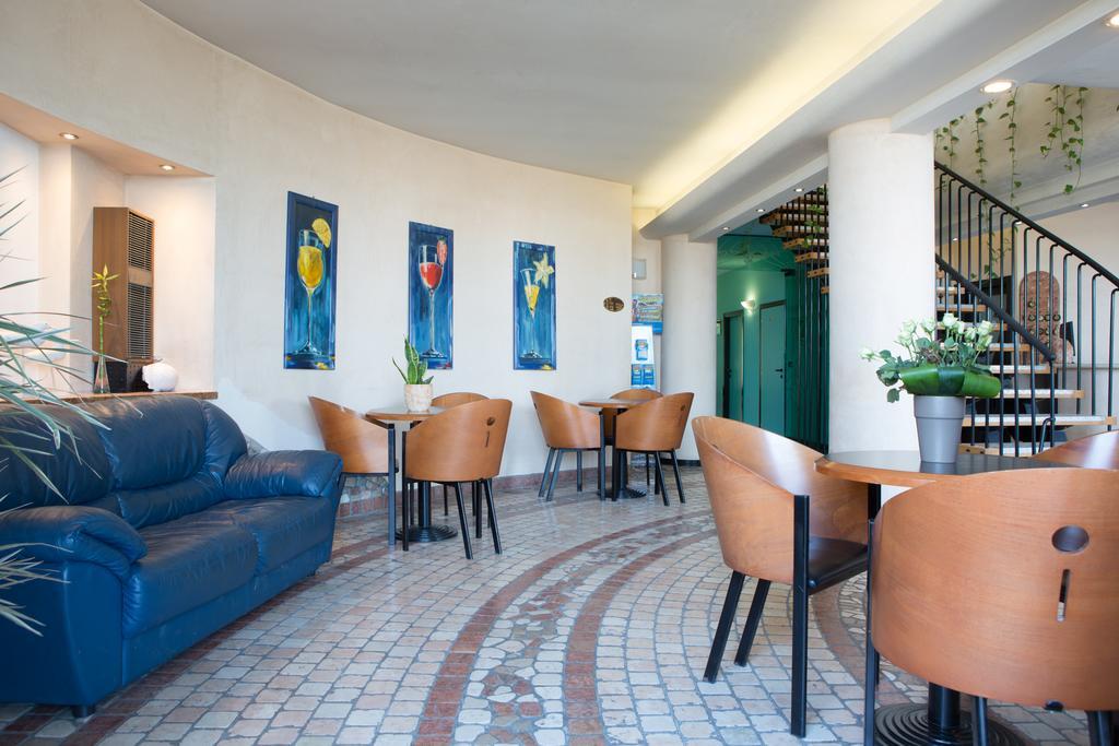 Amba Hotel Rimini Eksteriør bilde