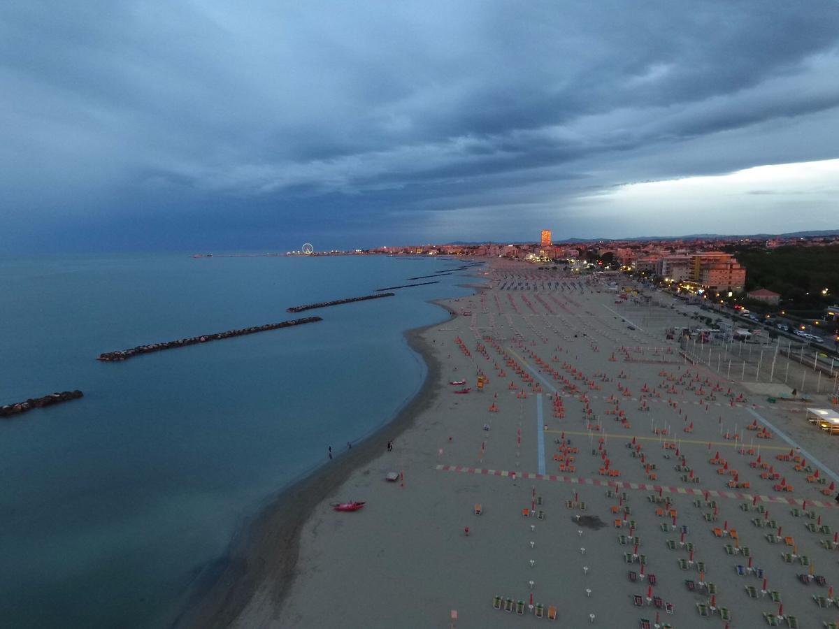 Amba Hotel Rimini Eksteriør bilde
